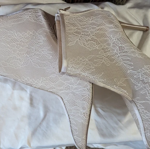 Jewel Badgley Mischka - Picture 5 of 11